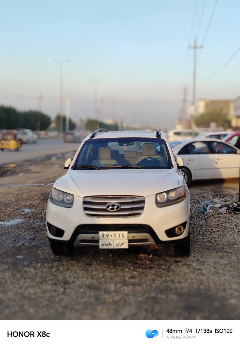 السلام عليكم سنتافي البيع موديل 2012هليجي فول مواصفات الخير ربع سلندر محرك جديد حداديه جديده باور جديد بس ربع قطع صبغ تريد وكاله تريد تعويل السياره حله من الصور مكينه وكير وحداديه وتخم تاير سبعه راكب مكينه الفين وربعميه السعر130وبيهه مجال الشراي الستفسار ***********
