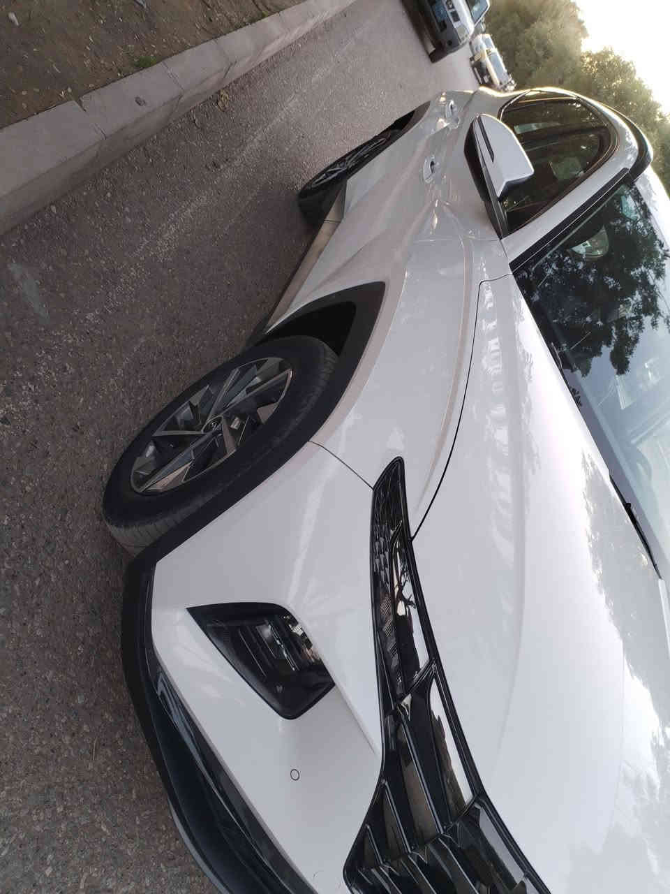 تكسون ٢٠٢٣ ماشيه ٢٢ الف موصفات فول ماعدا فتحه كوشن جلد بصمه   سعره 215 وبیه مجال مکان السیاره خانقین اتصال علی الرقم ***********
