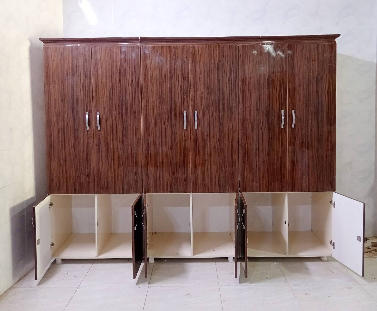 کانتۆری 6تاک
3پارچە
بێعەیب
نرخی 140 هه زار
***********
***********
سلێمانی السليمانية, العراق
