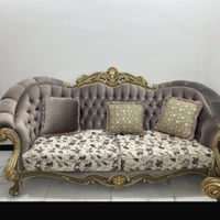 تخم ملكي • قابل تفاوض