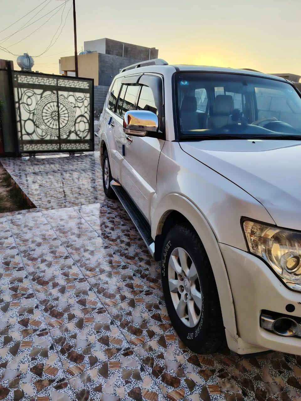 السلام عليكم باجر 2009 حبتور مواصفات الحبتور معروفه ما يحتاج واحد يشرح تخم تاير 7 راكب 3 قطع تبريد السياره حلوه مابيها اي ضربه محدثه 17 بيها  تكحيل فقط تعال وشوف بعينك السعر 125 وبيها مجال للطيبين والله الف دينار ما ذب عليها رقم الهاتف بي وتساب ***********
