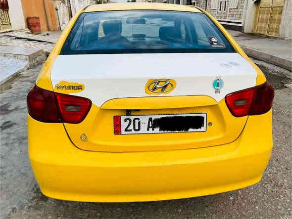 سلام عليكم للبيع النترا موديل 2009 وارد امريكي ضررها الجامرلغ الامامي وشويه بالغد فقط بدون شاصي باقي السياره ليبل واحد حجم المحرك (2000) رقم ديالى دولي بسمي هزه جديدة سنويه جديدة ( 2030) كير مكينه تبريد تخم تاير صدر امامي خلفي كله جديد خير من الله سيارة كل كهربائياتها شغالة سيارة جديدة ربع ما تصرف عليها بس ستر ربك يرهم مراوس حسب القناعه النترا مضلع كورلا عادي حسب القناعه. 
السعر/ ( 98 وبيه مجال بسيط). 
الرقم الاول/ ( ***********). 
الرقم الثاني/ ( ***********).
