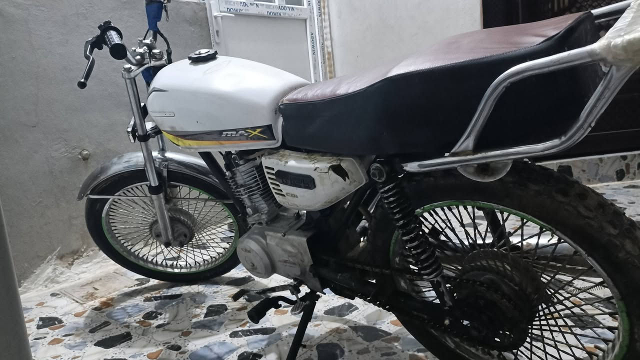 دراجه 2020متروكه شخلته تخربط معرف شبيه سعر200وبيه مجال***********
