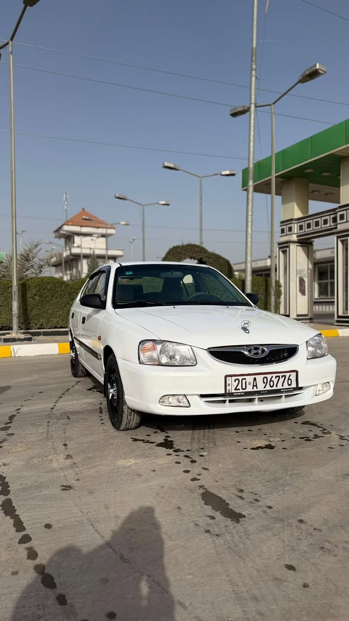 السلام عليكم
فيرنا 2001 رقم ديالى 20 انكليزي باسمي تحويل وين ميعجبك 
صبغ عام درجه اولى تغير لون 
كير مكينه مضبوطه 100‎%‎
تبريد تدفئه شغال 
باتري مسطره بخاخات عبوه بانزين كله جديد 
تخم تاير جديد مع السبير 
دمام خلفي شاشه وكامره 
صدر امامي خلفي جديد 
منظومه زنون كامله كشافات ولايتات 
هورن يوكن 
السعر المطلوب 59 بيها مجال جدا بسيط 
العنوان واسط الصويره 
الرقم ***********
الرقم ***********
