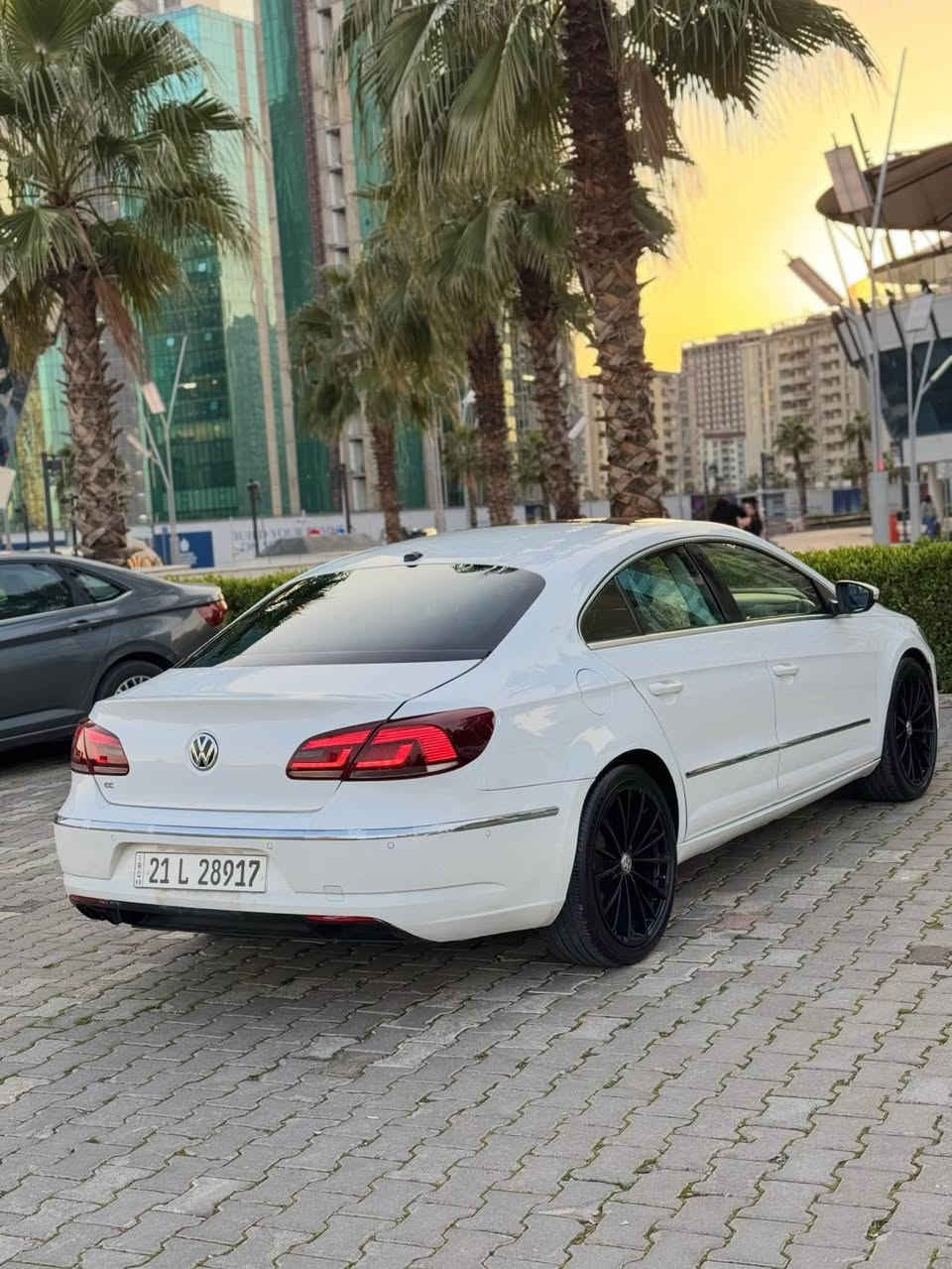 واتس ئاپی لەسەرە (***********)

VW PASSAT CC 2013

شکل نوێی خەلیجی سفری ئێرەیە 

٦ گێڕە مەکینە ٢٠ تۆڕبۆی ٤ پستۆنە

( سحری ٨٧ وەرەقە و محامەلە)

R line قەپات مواسەفات

سەیارەکە سێ  پارچەی سبوخە بێ لێدرانە ناوی نەیگرتوە بە شەرت
ئێڕباگ بە شەرت نەتەقیوە 
پێش و پشتی کەپسە  

گێر و مەکینە و تەبرید و کارەبایاتی بە شەرت 
مەکینە چوار پستۆنی ٢.٠ تۆڕبۆیە 

رەقەم و سەنەوی نوێیە تا ٢٠٢٧
بە ناوی خۆمە

‎مواسەفات R line قەپات //-
‎١- پانۆڕاما  ٢- ٤ گێر ؛ حادی ؛ تۆماتیک ؛ سپۆرت سوکان   ٣- ئەوتۆ پارك    ٤- هەموو گیانی حەساسە کامیرەیە  ٥- گێچ ئەلیک ترۆنی ٧- کوشین مەساج ٨- بلوتوز     ٩- برێک بەسمە ١٠- ئۆتو هۆلد ١١- تەحدد سورحە ١٢- کوشین کارەبایی ١٣- ٦ تەبریت لەمس  ١٤- ڤۆلیۆم ١٥- تەبرید مەرکەزی ١٦- بیلاد پەردە  ١٧- بەسمە ١٨- ٨ ئرباگ ١٩- زینۆن ٢٠- حەساس ٢١- لید ئاوێنە ٢٢- تەلەفۆن ٢٣- دژە خلیسک ٢٤- ئاوێنە ئۆتو ٢٥-سێ مەوجی ڕۆیشتن سپۆرت نۆڕماڵ کۆمفۆرت ٢٦-زۆر مواسەفاتی تر 
 
سەیارەکە زۆر جوانە و یەک دینار مەسروفی تێدا نیە هەموو گیانی بە شەرت فەحس 

‎سحری 87 وەرەقەو مەجالێکی کەم
سەیارەکە لە هەولێرە
*********** أربيل, العراق

