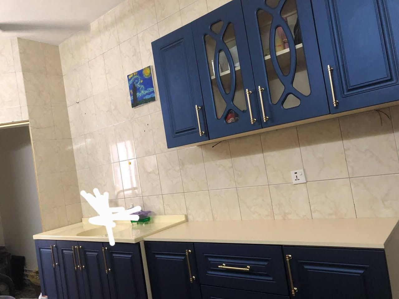 كاونتر اخو جديد اشتريناه ب٩٠٠
رايده ب٥٠٠     قطع  ٣كل قطعه متر ونص كاونتر وسنك الشراي يتصل مكاني بغداد علي الصالح بي مجال للشراي هاتف ***********
