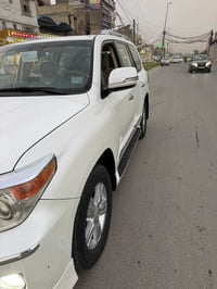 لاندكروزر 2012 فطيم مكفوله من صبغ وأفتح وتبديل حته دعاميات مكفوله ماشي...