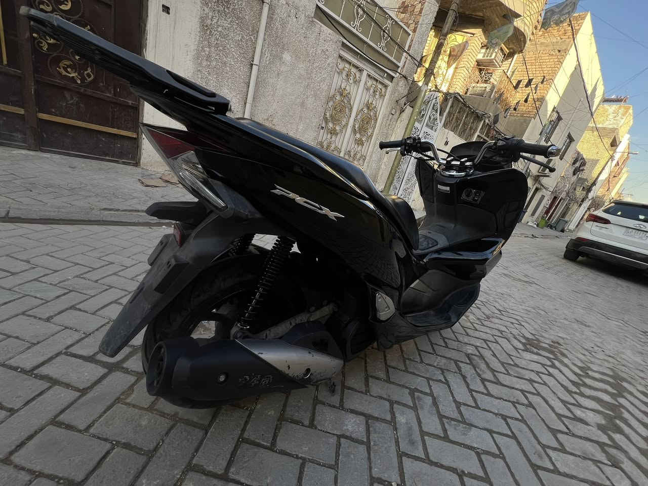 دراجه bcx الجيل الثالث كامله مابيهه نقص حساسات كلهه شغاله بيهه نضام تدفئه وكيبل شحن ماشيه ٨٥ حقيقي رايدهه ب١٣ ونص ورقه مكاني شارع فلسطين ساحه بيروت شراي اتصل ***********
