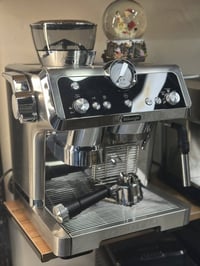 ديلونجي • ماكينة قهوة • اربيل