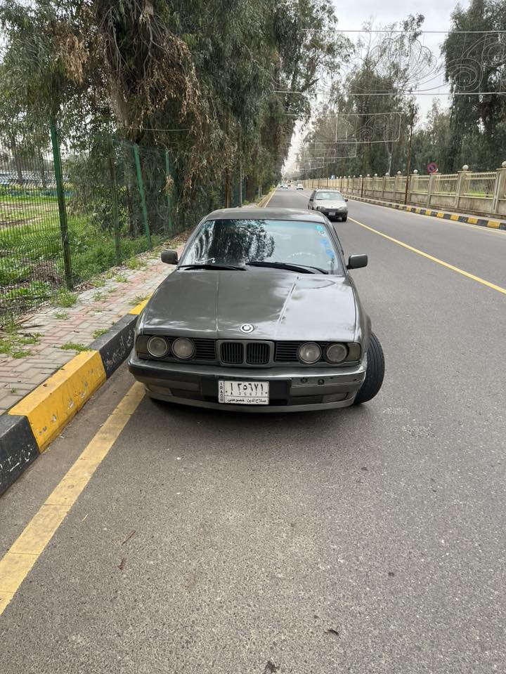 بيئم1992 535 مفتوح اوتو كير محرك كهربائيات شرط ترايك 200 جوم كهرباء مري كهرباء رقم الماني شرط التحويل مراوس #بسمند خصوصي كون نضيفة 
مكان تكريت 
***********
