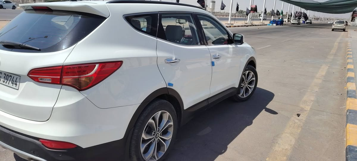 السلام عليكم
سنتافي 14 بيه باب خفليه ربع الباب صبغ وكفاله عامه سياره محرك 2400 4 سلندر 
رقم اربيل دولي وباقي جاهزه مكاني نجف 

*********** النجف, العراق
