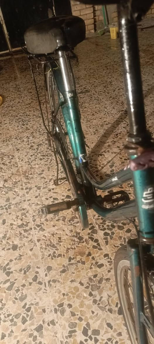 السلام عليكم بيسكل للبيع المكان العماره حي العسكري البيسكل كلشي ما عوزه سعره 70وبيه  مجال قليل كلش


**إذا كنت صاحب هذا الإعلان وتريد حذفه لأي سبب، رجاءا أرسل رسالة إلى الدعم الفني**