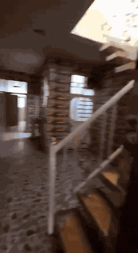 السلام عليكم يوجد مشتمل  مساحه 75 طابو ملك صرف  كامل طابقين للبيع في بغداد  منطقة الانتصار مقابل  مستشفى حماد شهاب شارع عريض البيت بدايه المنطقة طابقين البناء 2020 ارضيه بورصلين درجه اولى   سيراميك  استقبال +صاله + خدمات  +مطبخ +غرفتين نوم مع سطح للاستفسار *********** واتساب أو اتصال
