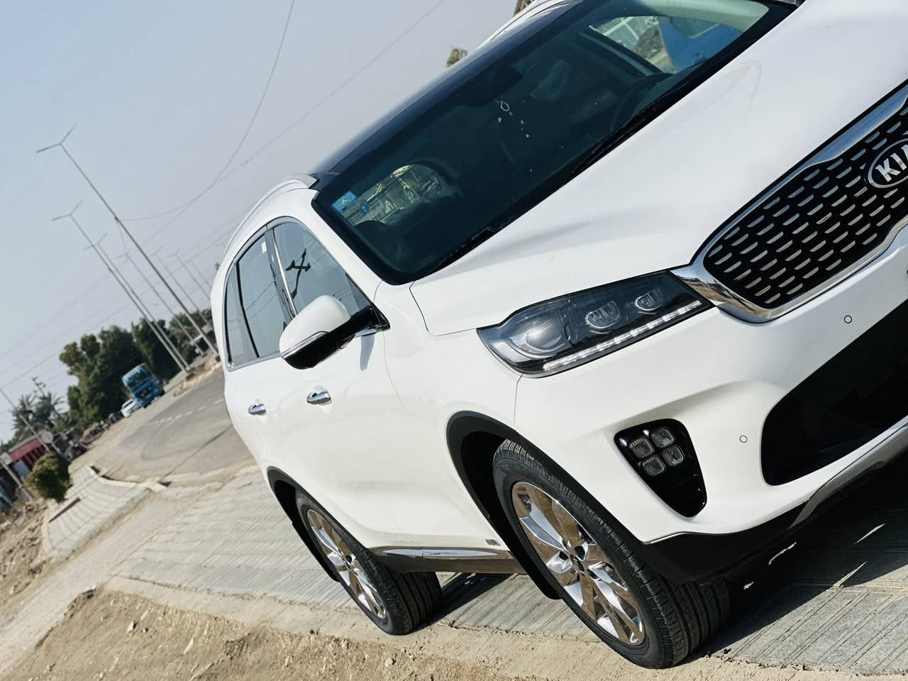 السلام عليكم كيا سورنتو 2020 فول مواصفات  واحد ع واحد 4 كامرات رقم بغداد بسمي مكفوله كفاله عامه حته الدعاميات السعر 287 وبيهه مجال مكانهه بابل ***********//***********
