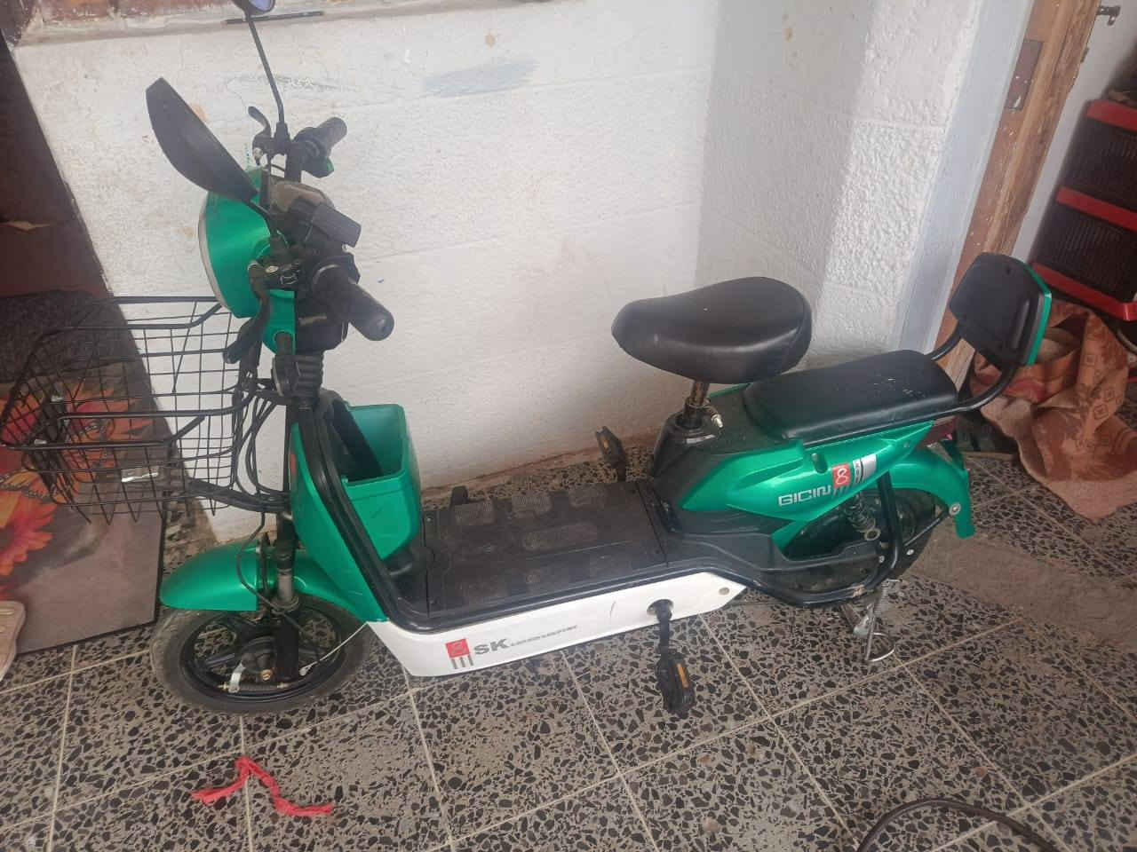 السلام عليكم دراجة شحن للبيع استعمال قليل موديل ٢٠٢٥ لمعرفة السعر الاتصال على رقم صاحب الدراجة ***********... اني مكلف بالنشر
