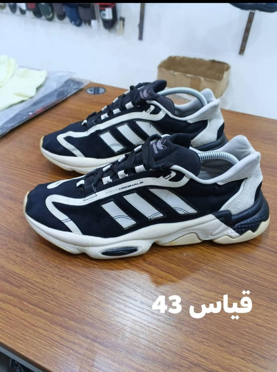 سلام عليكم احذيه باله نضافه
فول القياسات عله صوره السعر
خاص مكاني ناصريه حي اريدو
شارع مستشفى القلب الاتصال
او مراسله عله صفحه ***********
