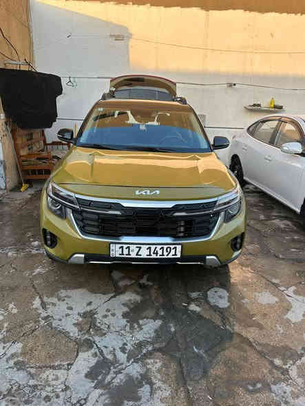 كيا سيلتوس موديل 2024 فئة SX فول مواصفات عدا الفتحه  السياره  رقم  بغداد بسمي  حجم المحرك 1600تيربوو
مواصفات :_
1.شاشه اندرويد 
2.تحكم ستيرن فول
3.كامرا دوارة
4.نظام كير سبورت
5.ويل كب 
6.كشافات
7. لايتات لد
8.نظام ايكو
9.نظام تزحلق
10. رادار امامي
11.رادارات جانبيه
12. شاحن وايرليس 
13.نظام اوتو ستوب عند الرجوع
14.تدفئه  بالكشنات
15.بصمة
16. نظام إطفاء المحرك عندالوقوف 
17.اناره محيطه بالدشبول والبيبان متغيره مع صوت المسجل 

المسافة المقطوعة 10 ألف  حادث قطعتين فقط السعر 155  مكاني بغداد ***********
