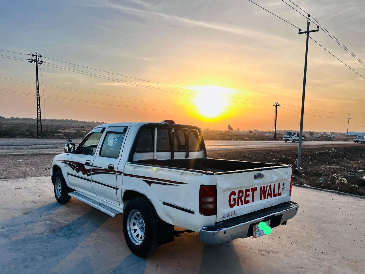 للبيع دير موديل 2006 رقم بغداد الماني تحويل ثاني يوم سياره محرك لا تبخير ولا تنقيص وكير خير من الله تايرات جدد وباتري جديد بيه رشات صبغ قليله شاصي مكفول كهربائيات كله شغاله سياره مال جناي حلوه ومرتبه سعرها (35) وبيه مجال 
مكاني واسط الزبيديه باقي الاستفسار عل رقم ***********/***********
