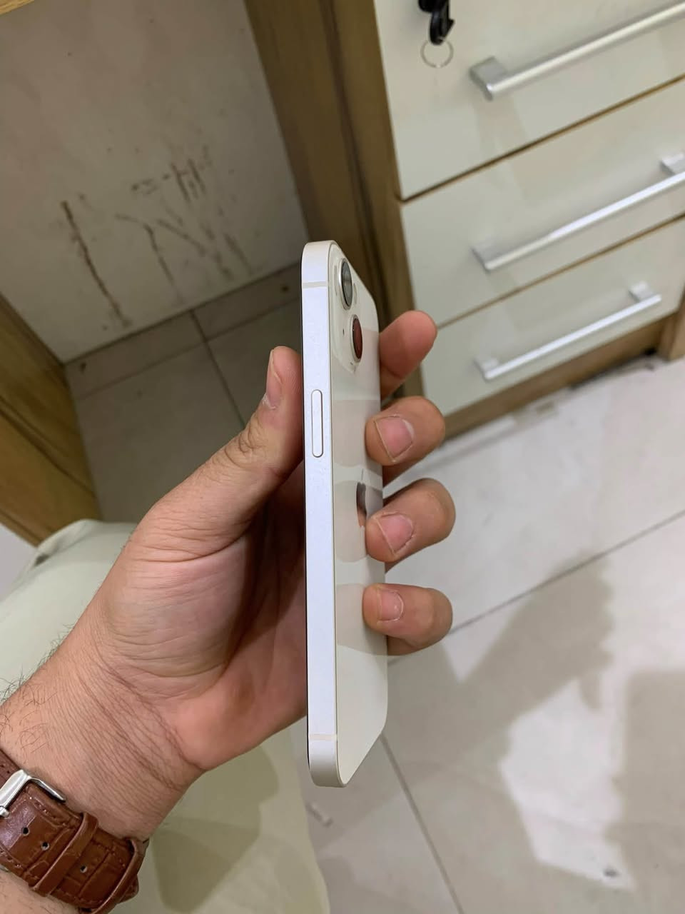 السلام عليكم ايفون 13 عادي شرق اوسط جهاز نضيف 100 على 100 جهاز نضيف وما مبدل بي آي قطعه تاخذه على الفحص جهاز نضافه فول بطاريه 87 وذاكره 128 جهاز مال جناي الله يشهد شخط مابي الجهاز ب500 وبي مجال للشراي هاذه رقمي اتصال واني خادم ***********
