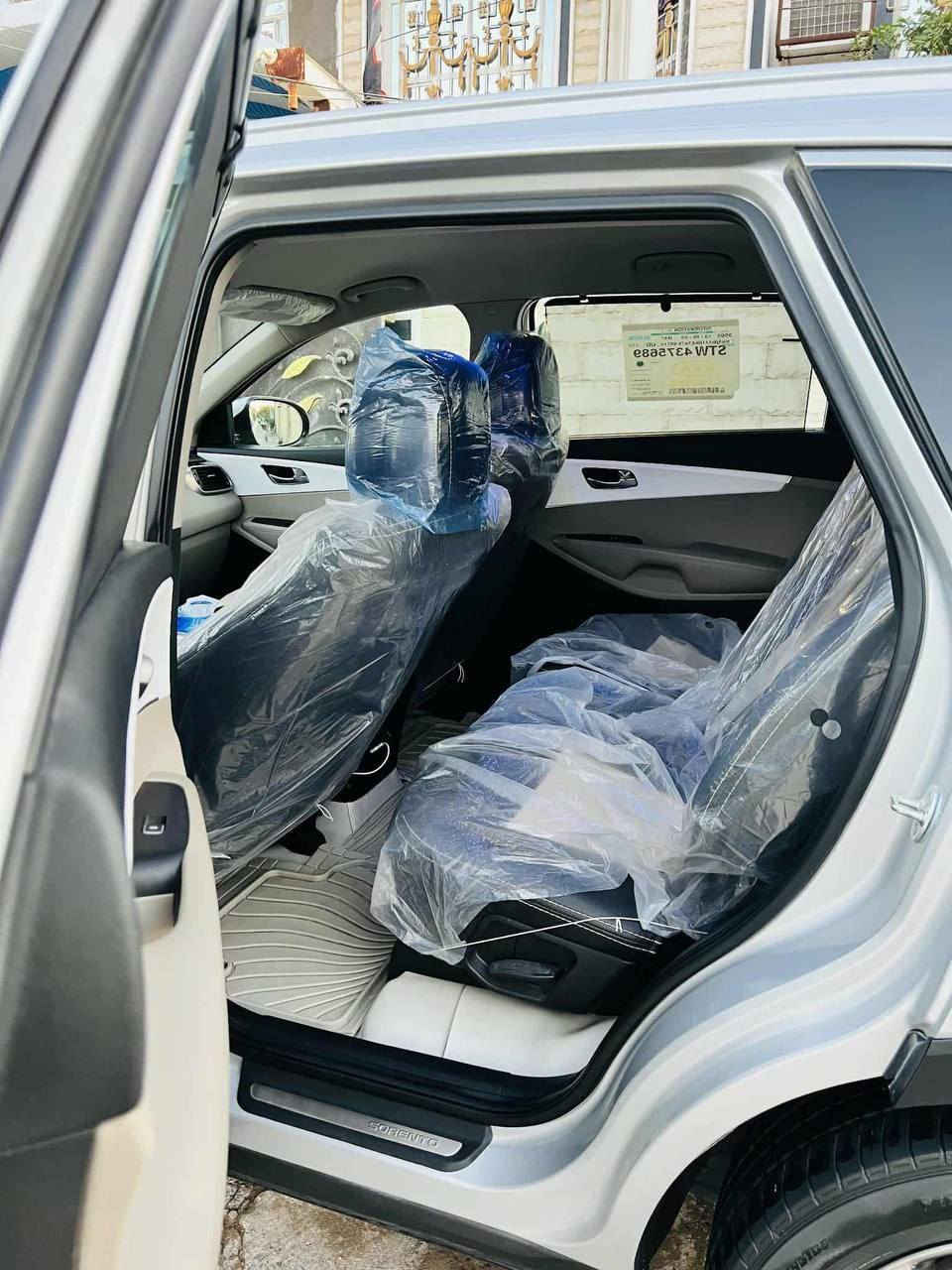 السلام عليكم سياره سورنتو خليجه جديده موديل 20مكفلوله كفاله عامه موصفات نص فول سياره جديده احله من صوره بل حقيقه مكان بابل محاويل ناحية الامام سعر 250بيه مجال لونه سلفر ‏‪0774 197 0489‬‏
