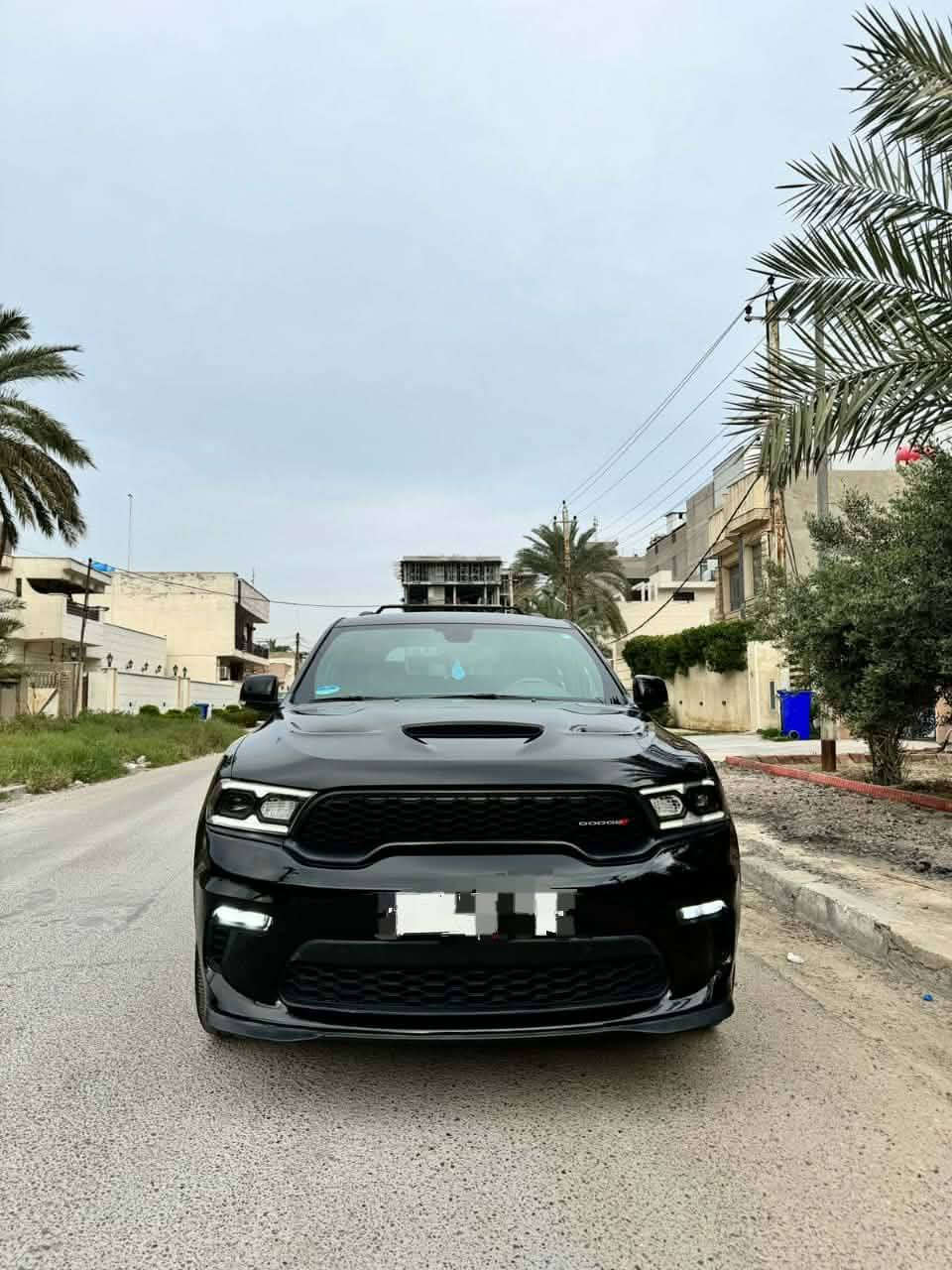 السلام عليكم
عندي دورنكو 2021

السيارة حيل جديده وجاهزة ومابيه كل نقص 

🚨 دودج دورنكو المرغوب RT فول مواصفات بيها منظومة غاز أيطالية

موديل: 2021– اللون: اسود مميز

مرقم شمالي باسم المالك الجديد

المسافة: 80 ألف كم فقط

المحرك المرغوب : HEMI 5.7 V8 

🔹 الحالة: حادث خفيف صندوك بدون ايرباك

السيارة نظيفة جدًا وبدون أي نقص.

💎 المواصفات:

تشغيل بصمة + بصمة أبواب

كشنات جلد كهربائية مع خزن وضعيات

تبريد + تدفئة للكشنات

ستيرن كهربائي + تدفئة + شفتات

شاشة كبيرة مع نظام ملاحة وخرائط

وضعيات قيادة (Eco / Sport)

تبريد 3 قطع

تشغيل عن بعد

دفع رباعي (4x4)

صندوك كهربائي

حساسات خلفية + مانع انزلاق

لايت LED زينون

أبل كاربلاي + AUX

شحن لاسلكي

📍 الموقع: ديالى بعقوبة

📞 للتواصل: ***********
