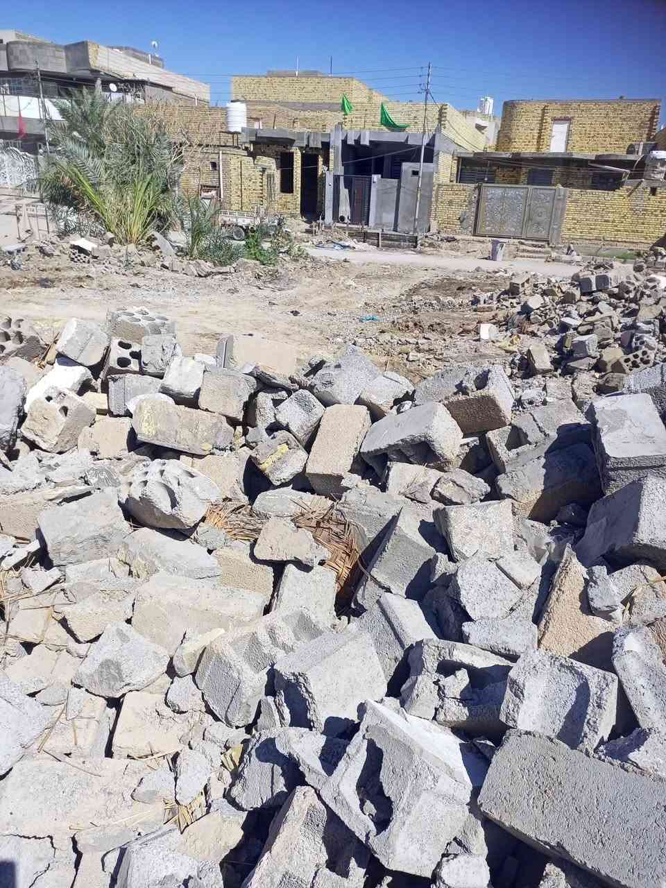 بلوك مع طابوك اللبيع ذي قار قضاءالرفاعي لاستفسار لاتصال على الرقم ***********
*********** غير متواجد عل فيس مكلف بل نشر
