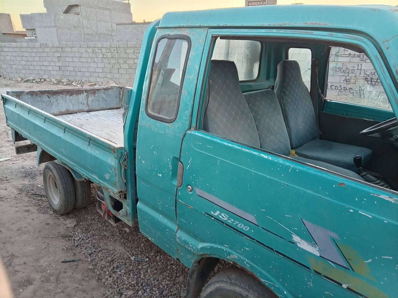 السلام عليكم ك للبيع ميديل٩٣ محرك وكير وكسن وشاصي كفاله كهرباءيات كله شقاله باتري جديدب٣٨ورقه م الفلوجه رقم بقدادسنويه٢٠٢٨،،***********
