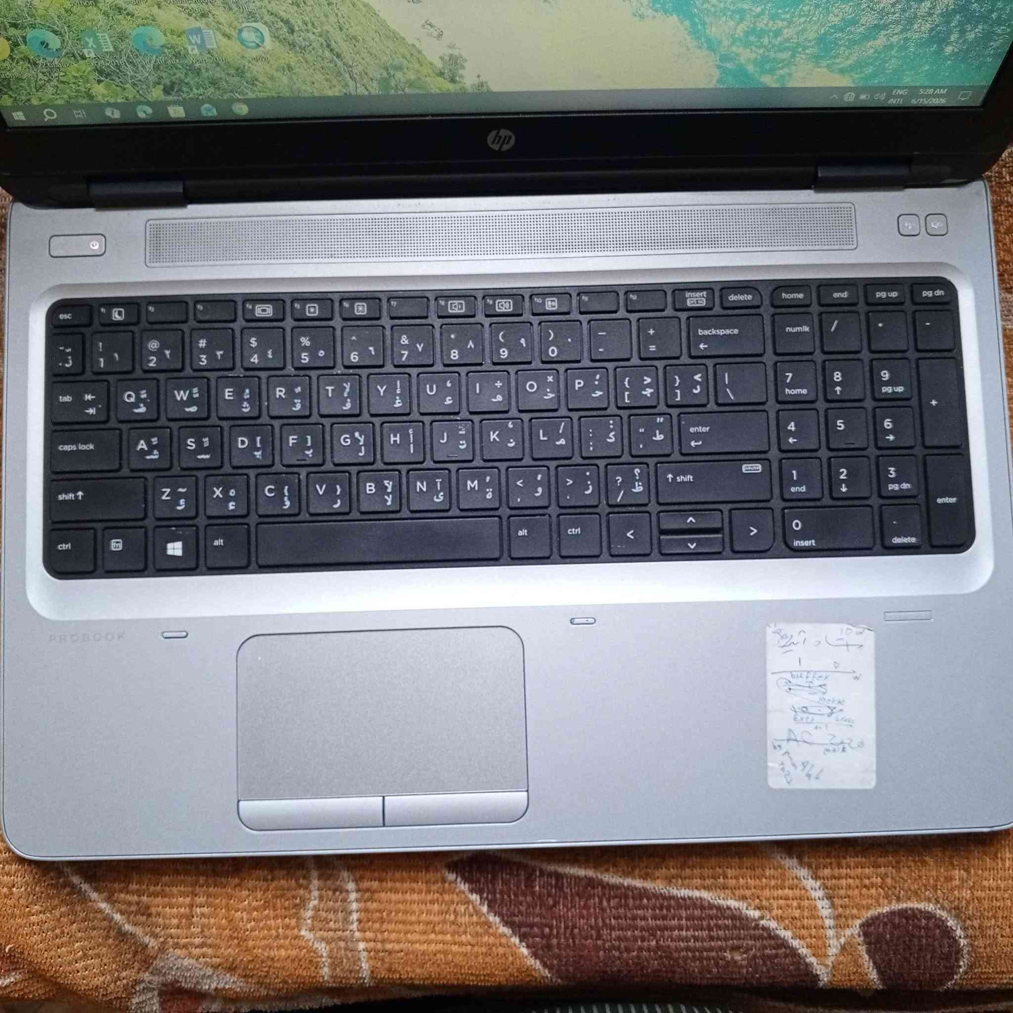 السلام عليكم

# لابتوب hp

                                                          cori5جيل سادس
 
وندوز 10

                                                                                      نظام تشغيل     SSD

رام 8GB

ذاكرة 250 GB

 منفذ USB 2

حجم الشاشة 14.6

*..* لابتوب يدعم كل البرامج الهندسية 
السعر 300 الف وبيه مجال بسيط للطيبين 

*********** متوفر واتس اب ايضاً
