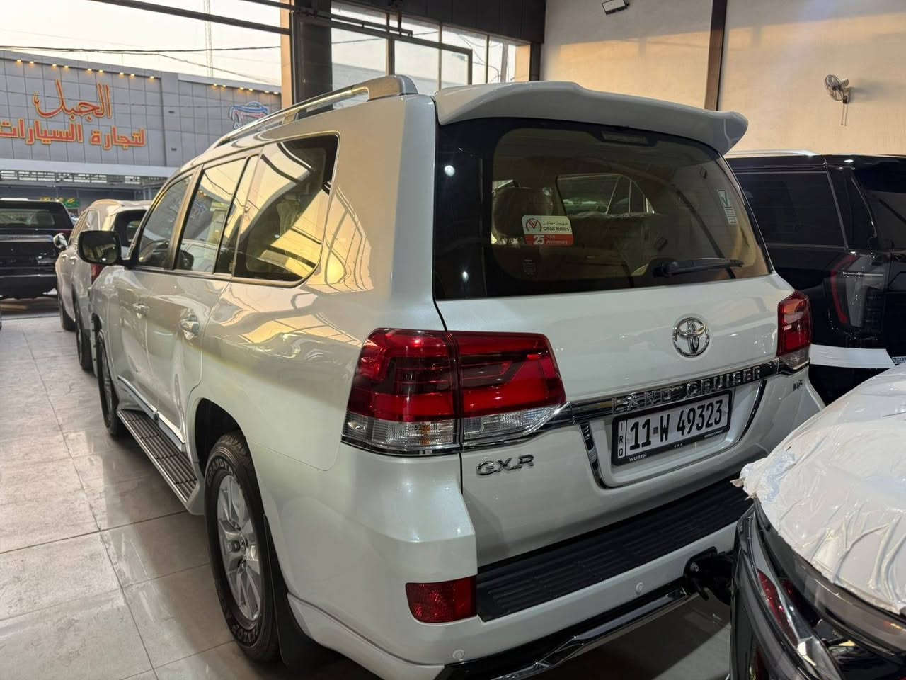 لاندكروز موديل 2017 بريم ماشيه 115 الف مكفوله كفاله عامه السعر المطلوب 480 ورقه  وبيهه مجال ***********
