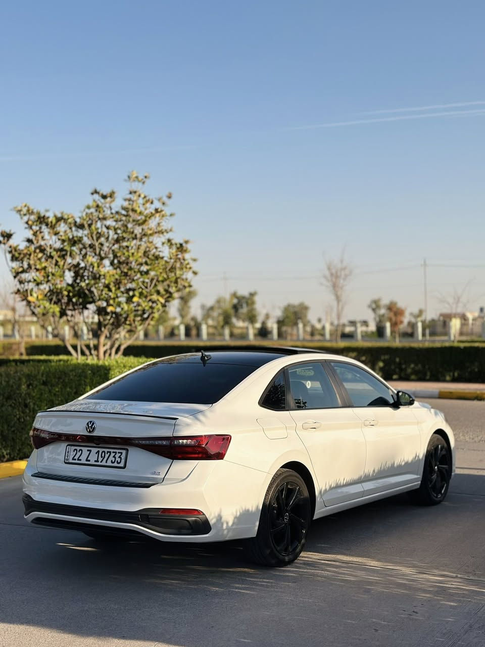 Volkswagen Jetta 2025 Se ( Black Top )
ماشية :  الف 10 mile
 
 
السيارة بيها تصليح (PDR) بأسفل الصندوق، وياها شبر كارت صغير وموضحها الك بالصورة
وبيهة PDR بالبونيد ايرباگ كلها سليمة وما طاكة.
​(رقم الشاصي: 3VW7X7BU3SM013227)
​گدام السيارة كبس وكلها بلادية، بس من دخلت للعراق انفتحت الدعامية واللايتات الأمامية علمود الشحن والتفتيش.

مواصفات فول ١/١ 
بانوراما 
(سقف اسود بل سنوية ) 
بصمة 
شغال 
كشنات جلد 
كشن تدفية 
كشن كهربا 
داخل لونين ( اسود و رساسي ) 
رادار امامي و خلفي و مرايات 
شاشة كبير و كاميرا 
كيج الكتروني 
auto hold 
auto stard 
auto stop 
لايت بكلايت ليد 
ويل ١٨ اسود بيلادي 

مكينة 1.5 turbo 
كير و محرك بشرط 
شرط تحويل وكالة 

0770 666 4500
0750 235 4475 
سعر : ٢١٥ مجال
