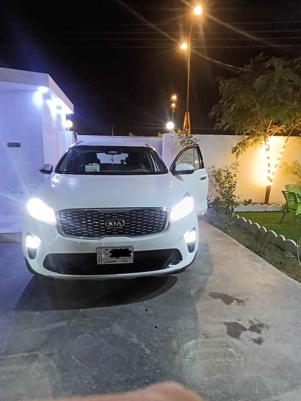 السلام عليكم سورنتو موديل 2019 وارد خليجي ماشيه 83الف رقم بغداد السياره مكفوله محرك 6 سلندر مواصفات كامله ما عدا بانوراما 
السعر 255 ورقه وبيهه مجال *********** المكان الانبار فلوجه
