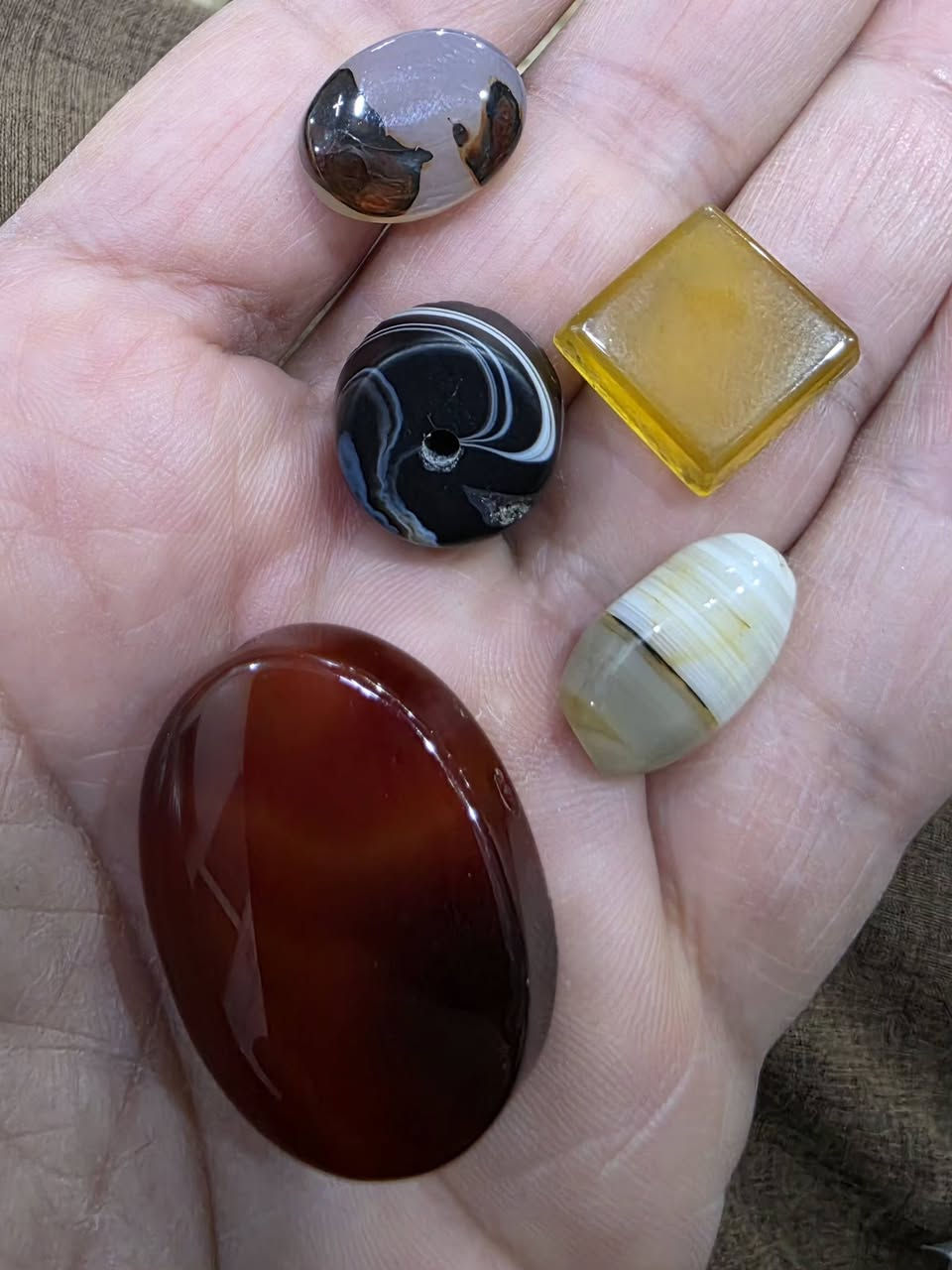 كل صوره ب ٣٥ ألف ويوجد توصيل


**إذا كنت صاحب هذا الإعلان وتريد حذفه لأي سبب، رجاءا أرسل رسالة إلى الدعم الفني**