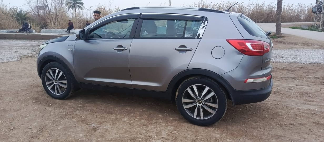 سبورتج 2011خليجي سونار مرفق بالصور باسمي محرك 2000دوش الصبغ اثر شخوط بدون دواخل جاهزه وحلوه 
السعر 108$وبي مجال بسيط العنوان واسط نعمانيه 
باقي التفاصيل اتصل وتدلل ‏‪0771 347 2165‬‏
