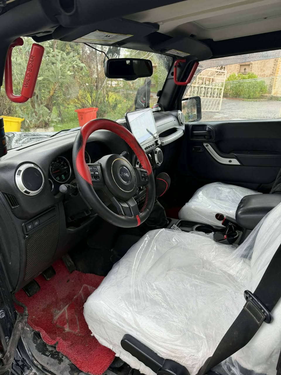 جیب ریگلەر رۆبیکون 2011 گێرعادی،90 الف ماشی بیها اربعا اصابیع سبوغ  سعر بیع 155$   *********** ، *********** کرکوک رحیماوە
