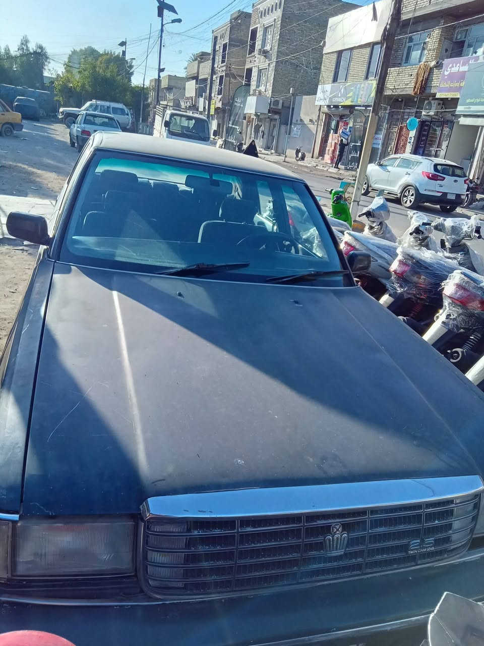 السلام عليكم سيارة سيدان تيوتا موديل 1989  كير ومحرك فيفتي زينات حداده زينة  تحويل راعيها موجود وكاله بأسمي عنواني بغداد 
السعر المطلوب 25ورقة بيع او مرواس رقم صدامي صلاح الدين
***********
