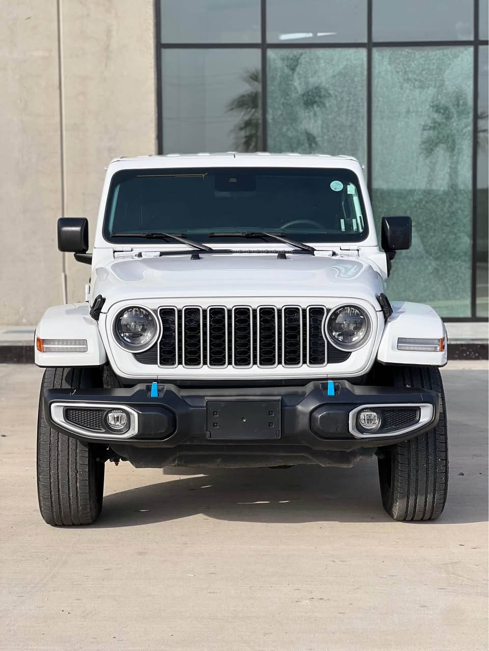 جوری ئوتومبێل:JEEP
 مۆديل: JEEP WRANGLER 4XE
مۆديلى سال:2024
هايبرد و بنزين ٤ پستون
ماوەى رۆيشتن:,33.000مايل 
 بوياغي نييه 
ارباكي ستيرن و شان ته قييه سستم كراوه 
نرخ 308 ورقه و مجال
بۆ زانيارى زياتر دەربارەى ئوتومبيێلەكه،
 تكايه پەيوەندى بەم ژمارەيەوه بكه: 
***********
********
JEEP
الموديل: JEEP WRANGLER 4XE
سنة الصنع :2024
هايبرد و بنزين ٤ سلندر 
المسافة المقطوعة :33 الف مايل 
الضرر: بدون صبغ ارباك سترن و برده طاك مراجع سستم 
السعر :٣٠٨ ورقه و مجال 
لمزيد من المعلومات حول السيارة، يُرجى الاتصال على هذا الرقم:
*********** أربيل, العراق
