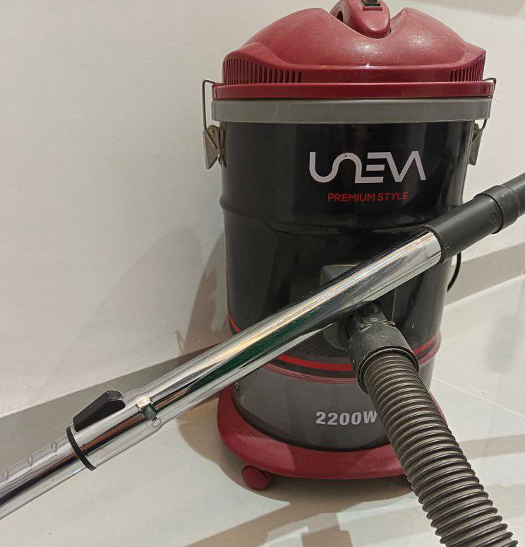 تكرار نشر، مكنسة كهرباء مستخدم استخدام نظيف ، القدرة 2200w
السعر ٤٠وبيها مجال


**إذا كنت صاحب هذا الإعلان وتريد حذفه لأي سبب، رجاءا أرسل رسالة إلى الدعم الفني**