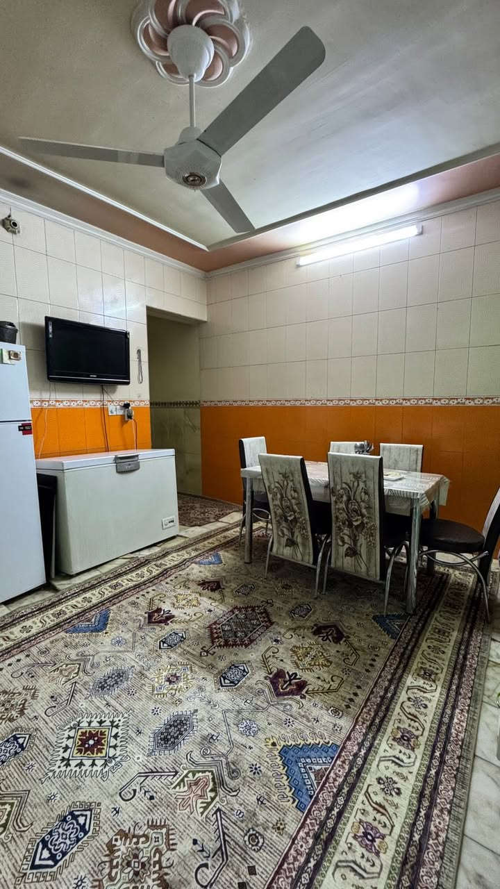 دار للبيع في الطاقه مقابل سياج مدرسة الإبتهال 

المساحه 100 متر 
الواجهة 5 م
النزال 20 م

ط1: استقبال + مطبخ + حولي + خدمات 
ط2 : غرفتين نوم + خدمات 

للاستفسار مراجعه مكتب ارض الرافدين للعقار

*********** محمد خالد
