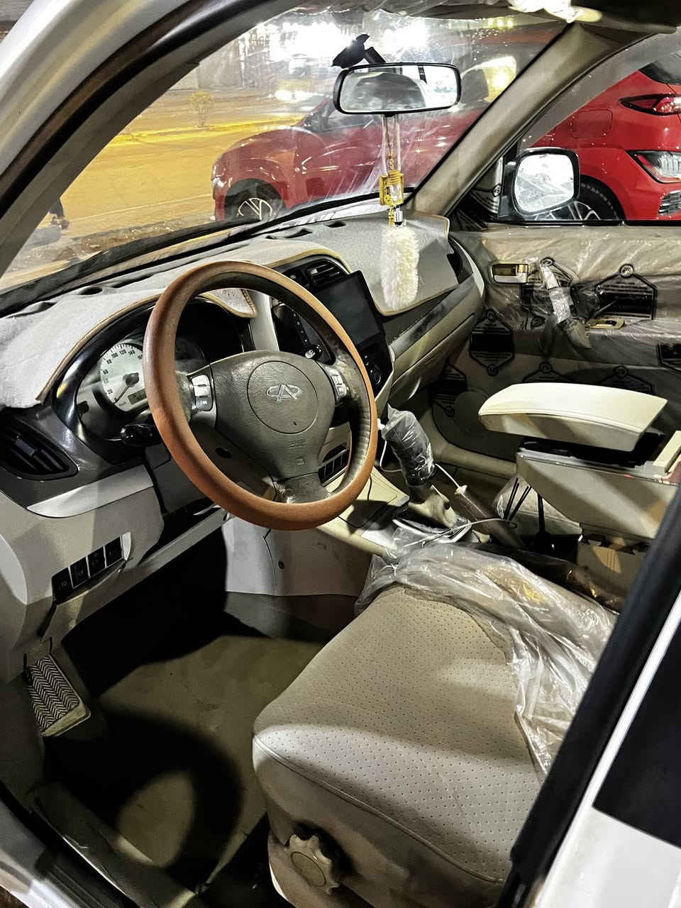 سلام عليكم تيكو 2012 للبيع رقم بغداد انكليزي سنويه لل2029 تحويل ثاني تبريد ثلج سياره حلوه ونضيفه بس بيه بعض الملاحضات الاستفسار الاتصال على الرقم ***********
