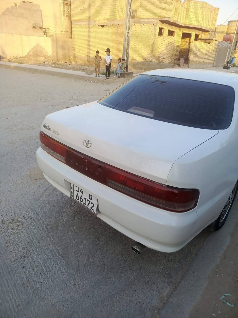 السلام عليكم احبتي كرستا لون لؤلؤي موديل 95
مكفولهً كفاله عامه من ضربه والكص ونقل الجثه وصبغ العام مكينه وكير. ونجي تبريد ثلج ويه سويج … #ريموت سنتر لوك. رقم بصره انكليزي مشروع وطني سنويه مجدده لغايه 30السعر 65العنوان ناصريه 
الاستفسار الاتصال ع الرقم ***********
