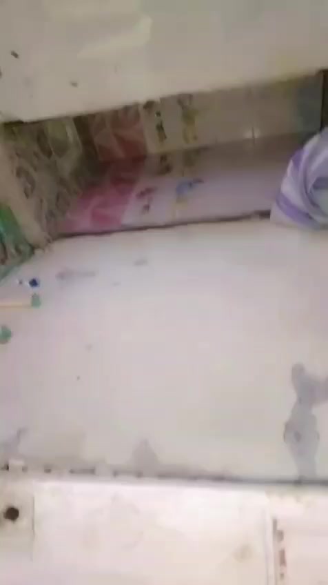 مشتمل للبيع المساحة (75)متر المكان في داموك لـ150 قرب مدرسة الميمون علماً ان المشتمل حالياً مؤجر ب(200) الف  للأستفسار التواصل على الرقم ***********
