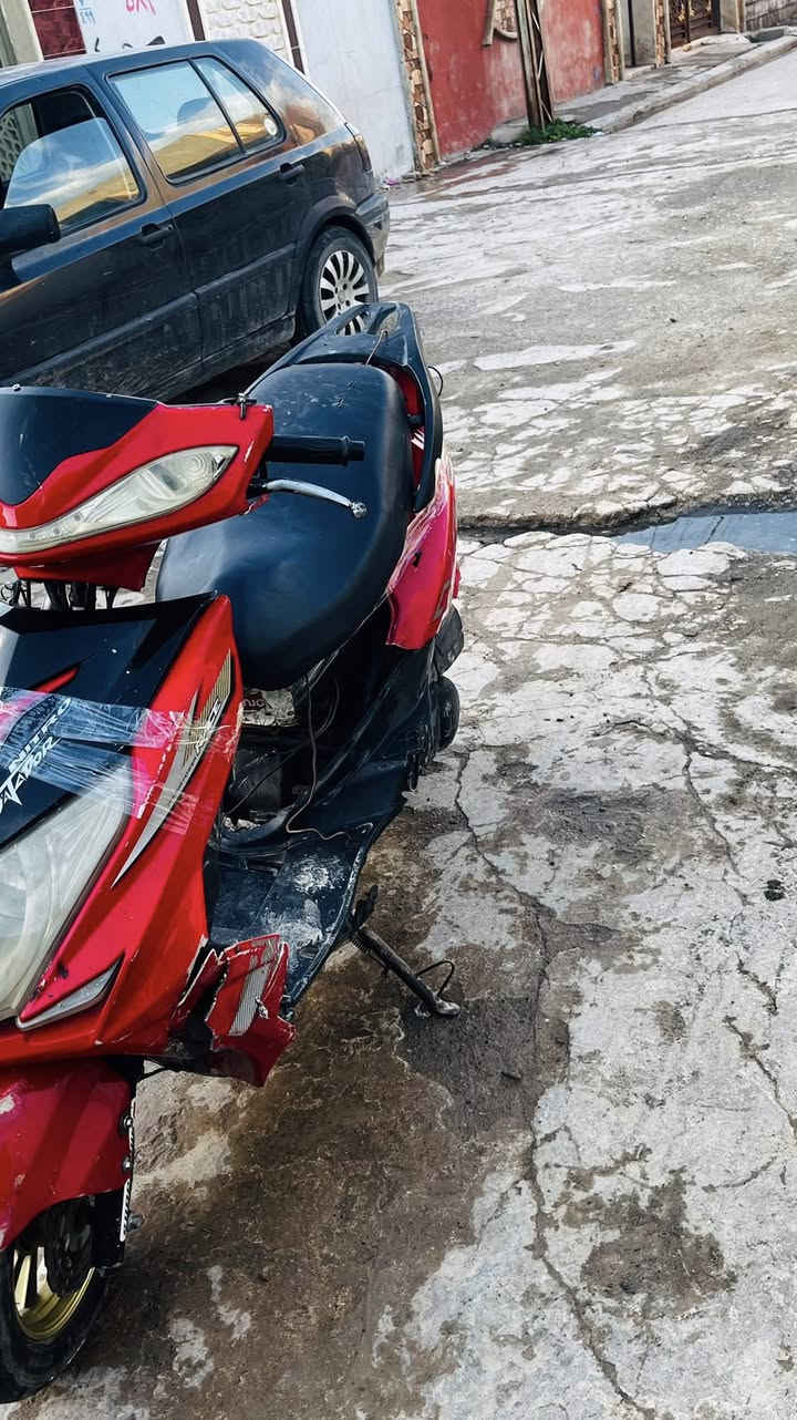 ماطور كدام العين ما بي شي بس يرادلو باتري هندر ما بي كهربايات شغاله ماطور ماشالله سريع وما بي عطل السعر180مكان موصل مزارع زيونه***********
