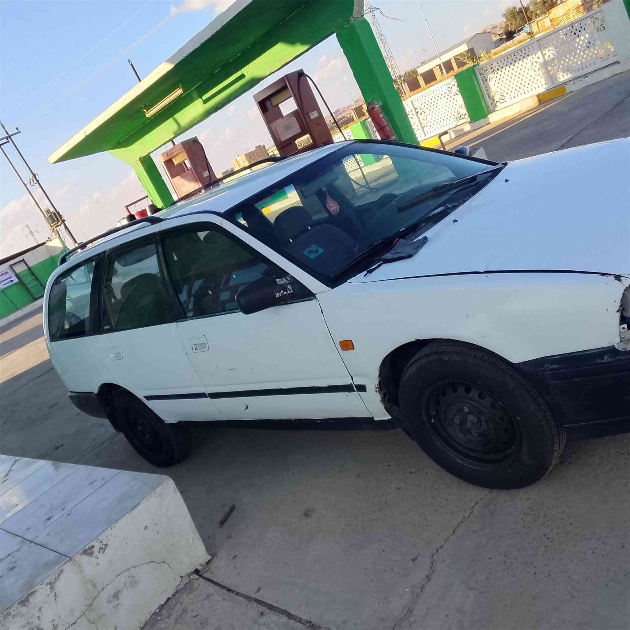 بريميره ستيشن
موديل 93
محرك 16
رقم صلاح الدين الماني 
كير محرك شرط 
التواصل ***********
