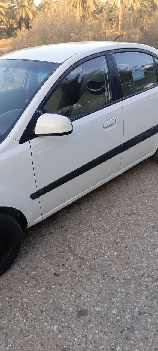 سلام عليكم رمضان كريم  عندي سياره للبيع كيه ريو 2008 السياره حلوه مال جناي  مكينه وكير خير من الله تخم تأيرات كهرباء شغال  دوشمه وتغليف التنته   سنويه 2028 سعر 70وبيه مجال الطيبين العنوان بابل كفل اطفيل ***********
