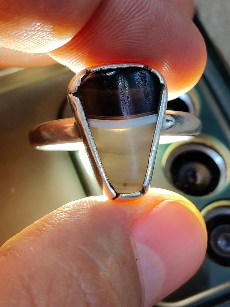 جزع يماني قديم
صياغه يدوي قياس ٢٣


**إذا كنت صاحب هذا الإعلان وتريد حذفه لأي سبب، رجاءا أرسل رسالة إلى الدعم الفني**