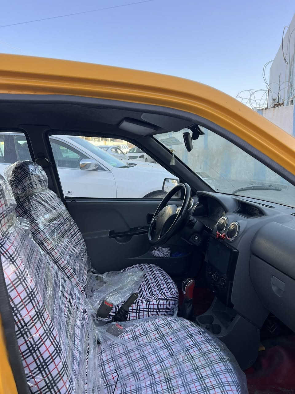 السلام عليكم سايبه موديل18 اي نقص مابيه محرك جديد حداده كهربائيات كل شغال مكاني البصرة امن الداخلي شارع دفاع المدني 
سعر 33وبيه مجال 
***********
