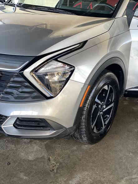 سبورتج 2023 وارد امريكي الشاصي الطويل محرك 1600 سمارت ستريم تيربو اقتصادي جدا ماشيه 53 الف كم وليس ميل بجم كبس
كير ست سرعات ATF المرغوب 
لون مميز 
كروز سرعه رادار امامي مانع تصادم
اربع وضعيات قياده 
نظام نزول منحدرات 
كاميرا امامي خلفي
ليد نهاري مع شفتات سرعه بالاستيرن

مانع تزحلق 
نظام القياده الذاتيه 
وبعد بيها مواصفات اهوايه 
صور الحادث بالمنشور وايرباك تكمه فقط 
رايدها 19300
***********
