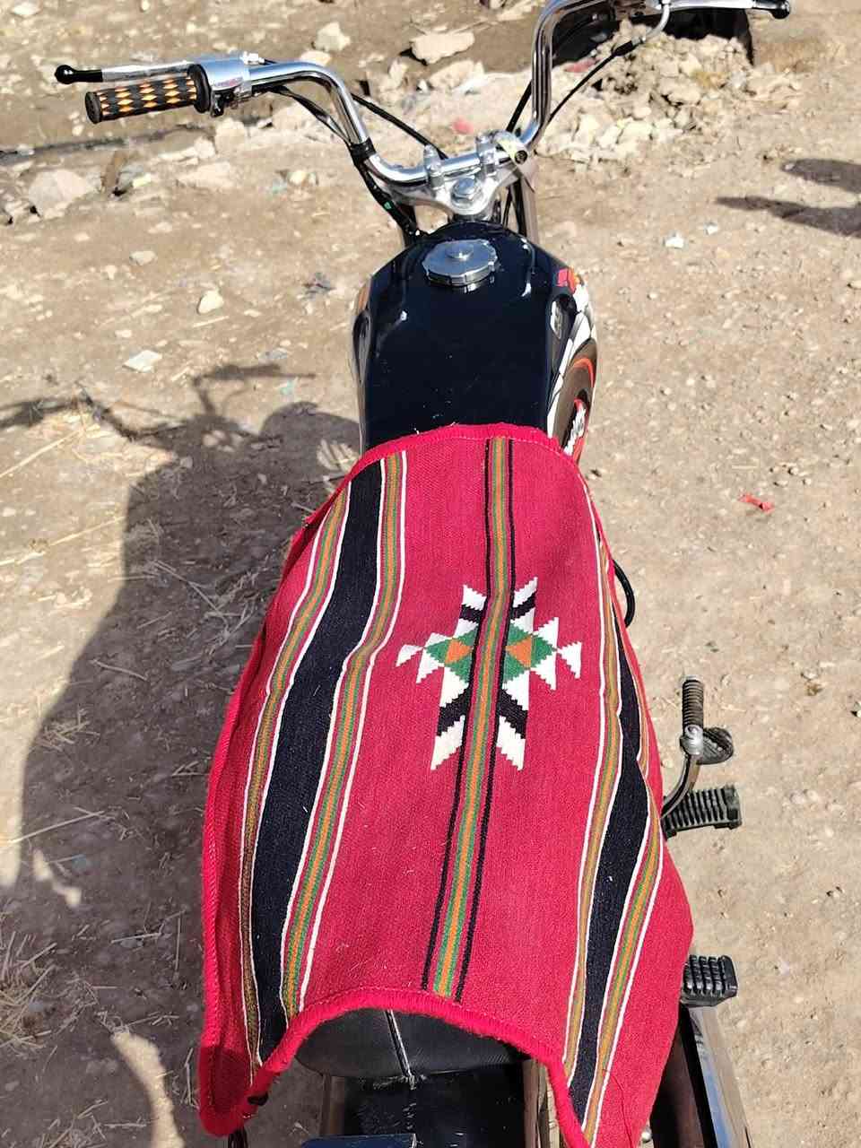 سلام عليكم دراجه للبيع تعمير 2025بدون محرك رابيدو R دراجه انضف من الصوره  مكاني عماره طبر  سعر 700وبيه مجال  رقمي بي وتساب ***********
