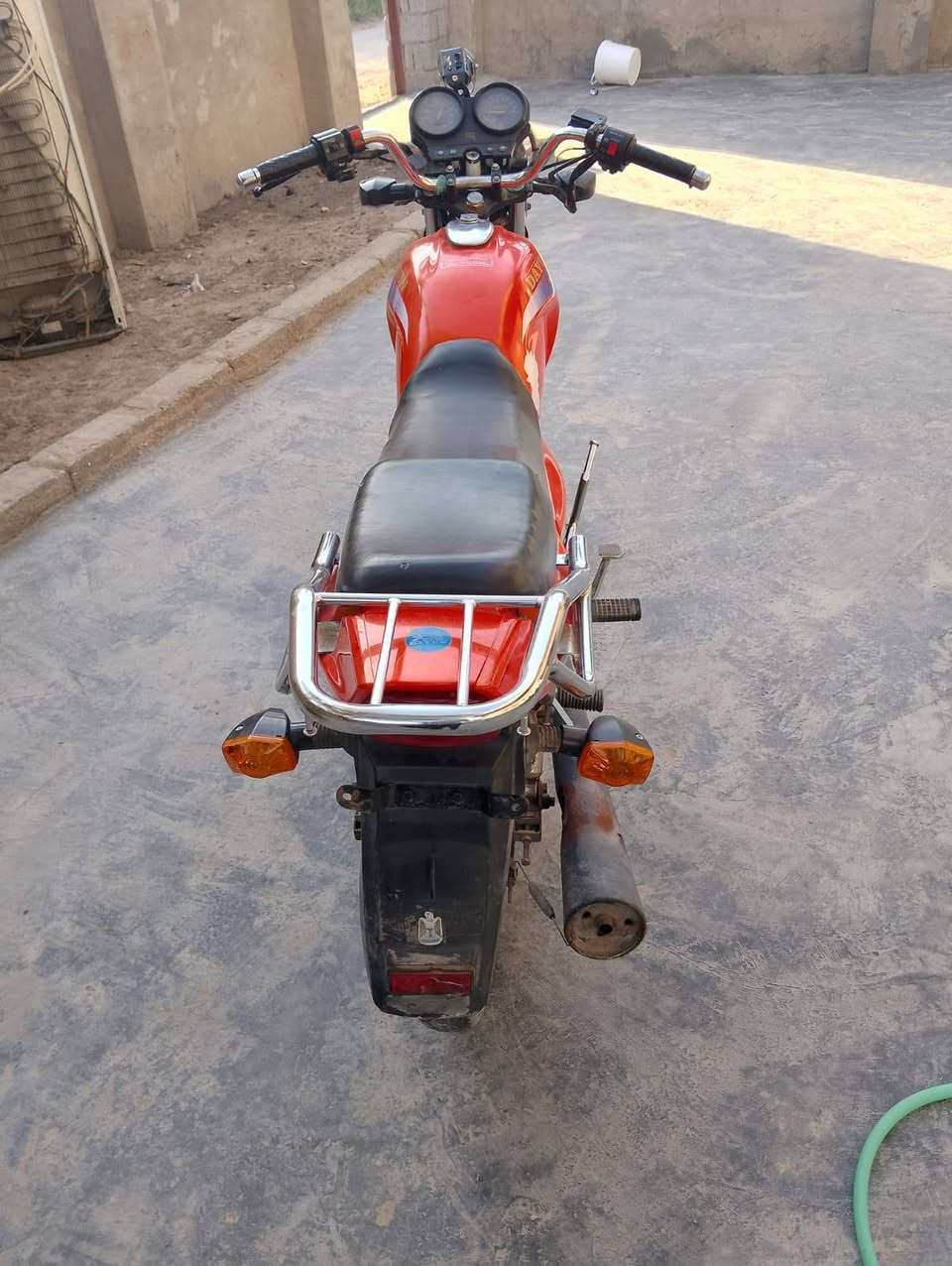 السعر 950 طريق كربلاء الكنطره الابيضه دراجه دايون ***********
