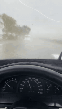 السلام عليكم فكترا حجم 2000كركوك انكليزي بسمي بطاقه بانزين سياره جاهزه مابيه مصرف
للاستفسار ***********
